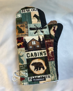 Oven mitts. Animals. Cottage country signs